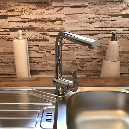 アパート Schroeder